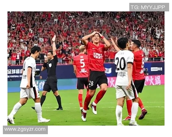 成都蓉城已从上港挖走大牌金靴外援!曾在巴西联赛踢肯定主力,具有归化入籍条件 成都蓉城已从上港挖走大牌金靴外援!曾在巴西联赛踢肯定主力,具有归化入籍条件